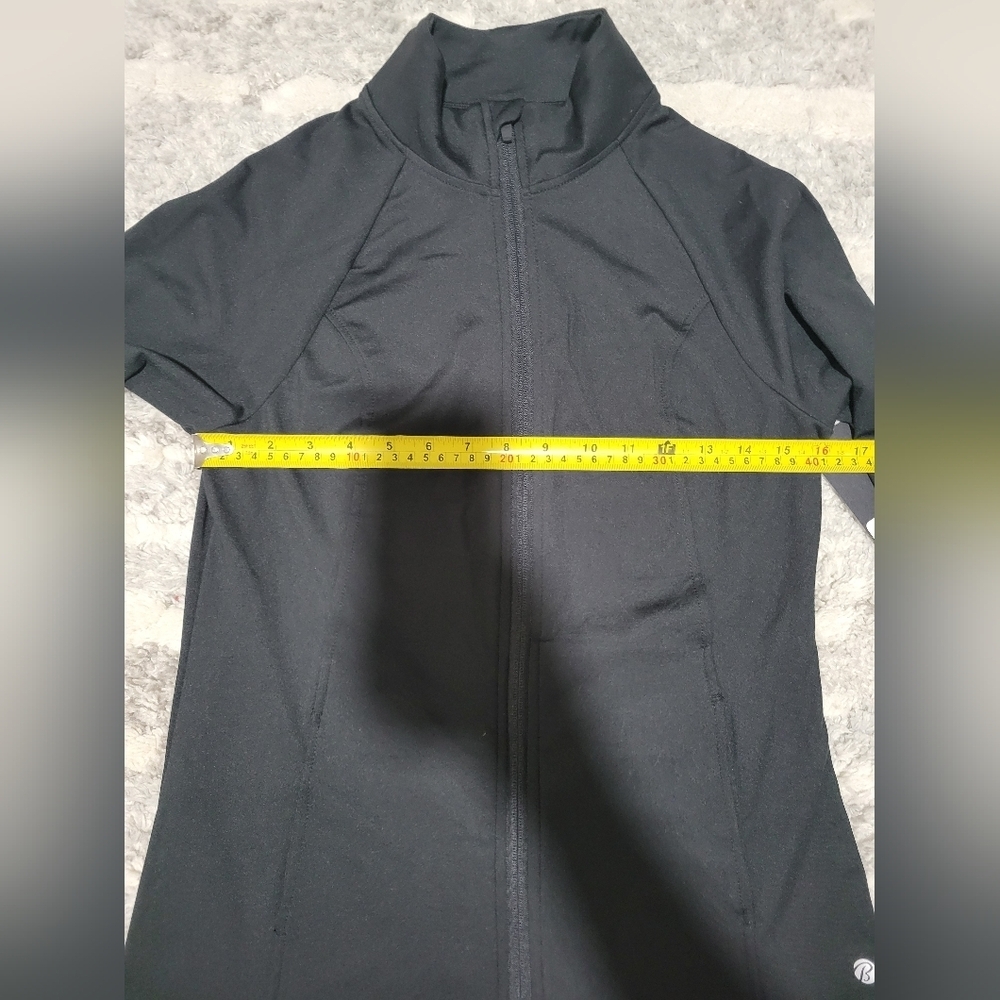 Women's Black Sports Fleese - Picture 9 of 12